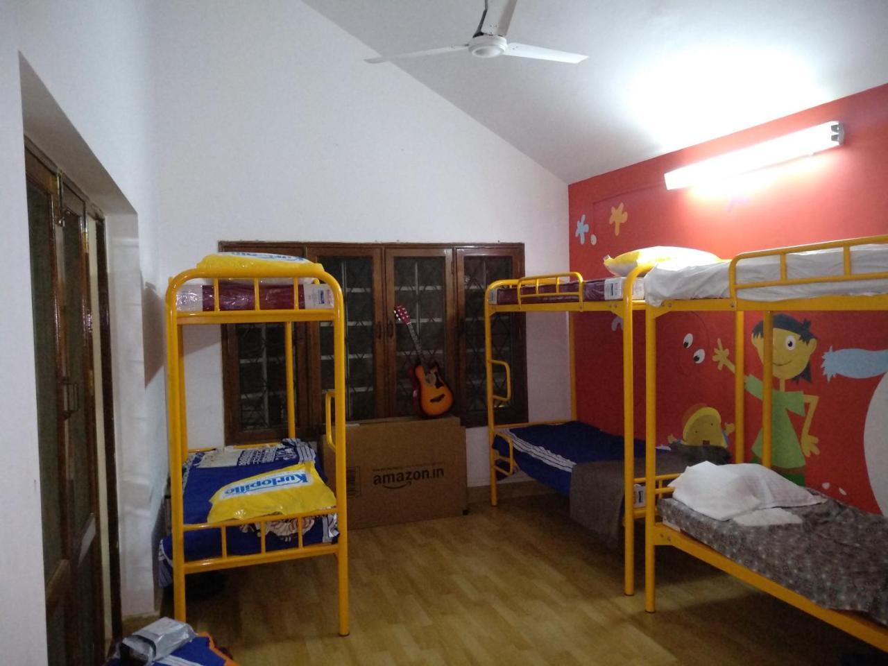 Hackerpacker Backpackers Hostel Bangalore Rom bilde